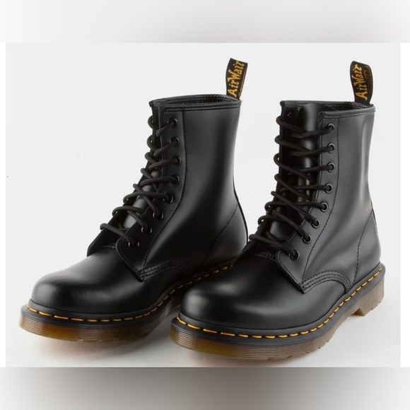 Dr. Martens Shoes - Doc Martens Dr. MARTENs Women’s Boots